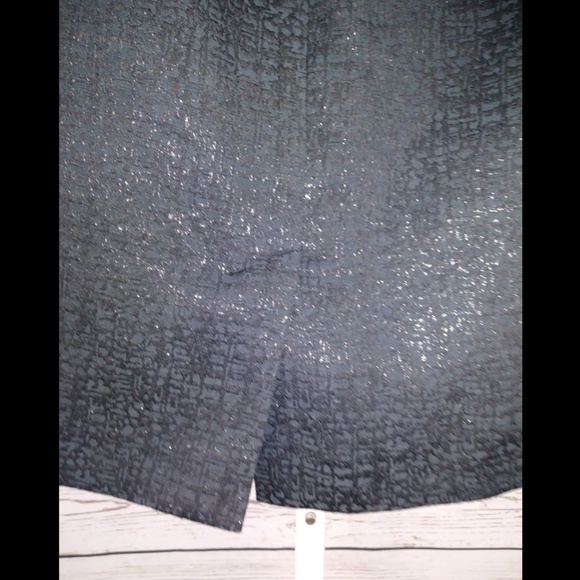 4 for $25 Banana Republic black skirt size 0 - Picture 5 of 8